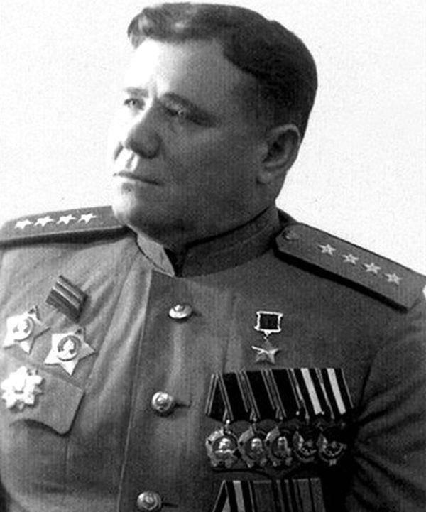 二战台风行动,科涅夫为何遭德军围歼?古德里安又赢叶廖缅科一局