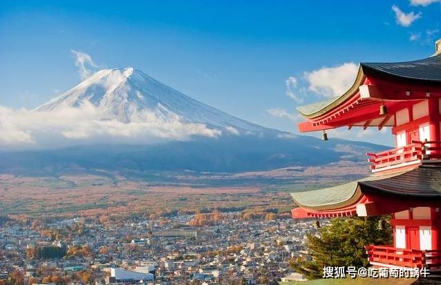   暑假的日本旅游:从5月到8月将有100场烟花展。