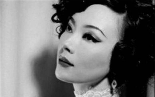 民国"神颜"女子,屡遭丈夫背叛,去世时却连棺材钱都没有