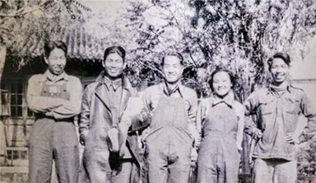 1941年,王洛宾回到兰州的家,妻子问他:今晚,你住哪儿?