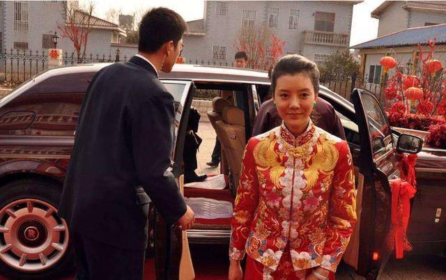 李兆会放弃学业继承百亿家产,高调娶明星,现在却沦为商界笑柄