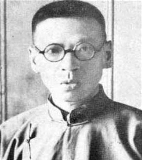 他一生9段婚姻,专用假身份骗女大学生感情,死后没一个主动离婚