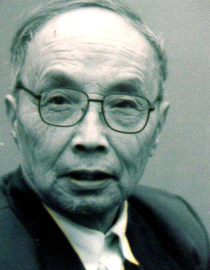 1951年,一名乡村教师被扭送公审判死刑,为何31年后又成革命功臣