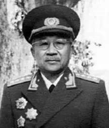 左权是八路军副参谋长,周子昆是新四军副参谋长,正参谋长呢?