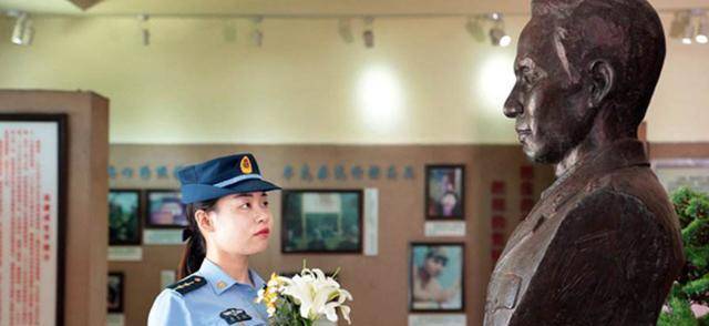 抗洪英雄高建成,牺牲时年仅33岁,如今女儿进入父亲生前部队