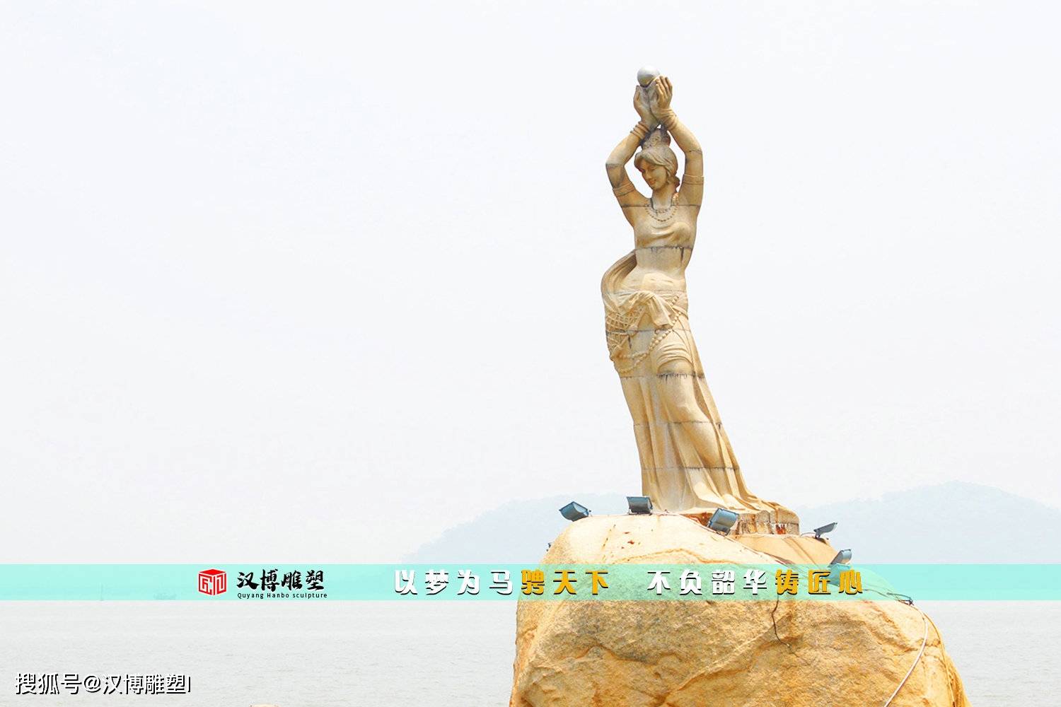 铸铜渔夫人物雕像,适合摆放在景区的雕塑