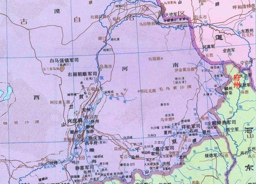 从地图中我们可以看到,府州位于河套东北处.
