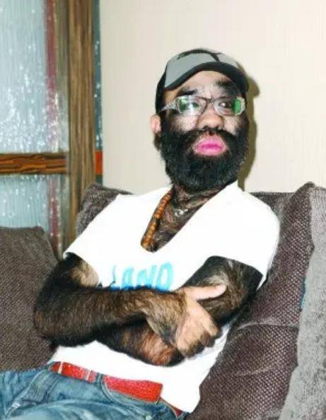 刚出生就被研究的于震寰:有人花1000万包装他,42岁娶90后娇妻