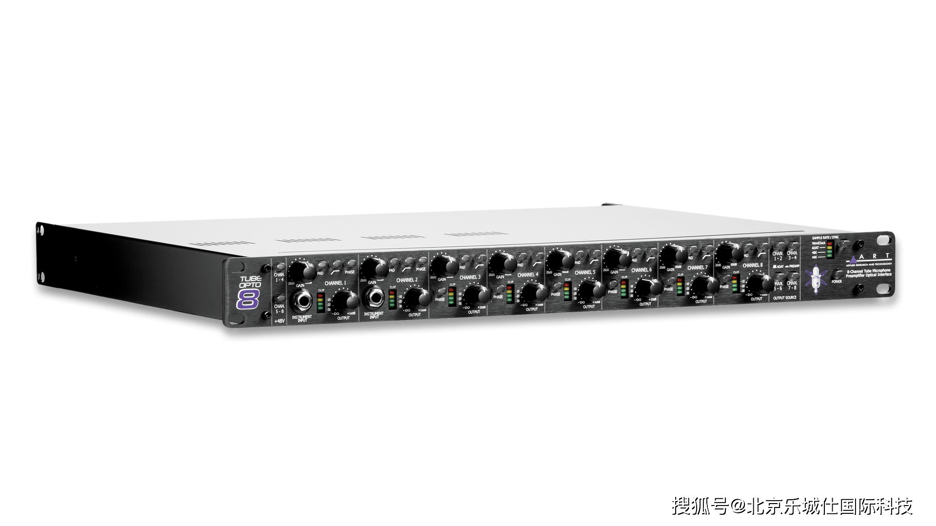 7,功能:带数字adat输出接口6,8个 1/4英寸 trs平衡输出;5,两个安装于