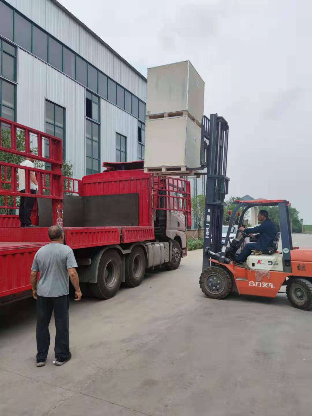 陕西气体灭火厂家提醒:灭火器的使用和操作常识分享!