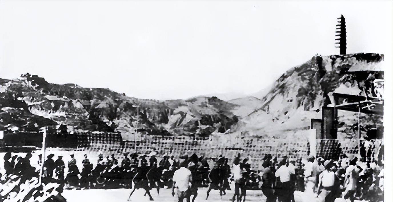 49年国军少将逃往台湾途中被俘,说出名字后,中央急电:速送北平