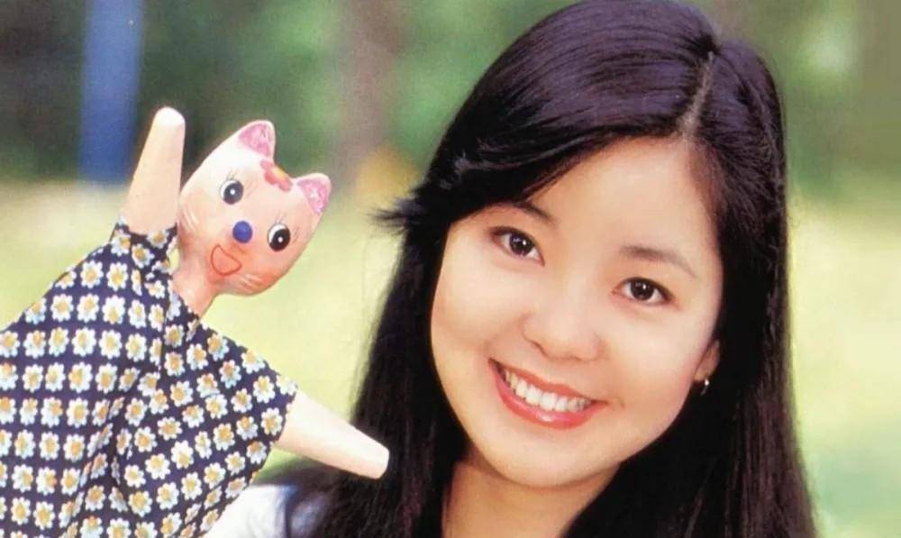 1995年,邓丽君去世不到一个月,退役军统少将:她是秘密情报人员