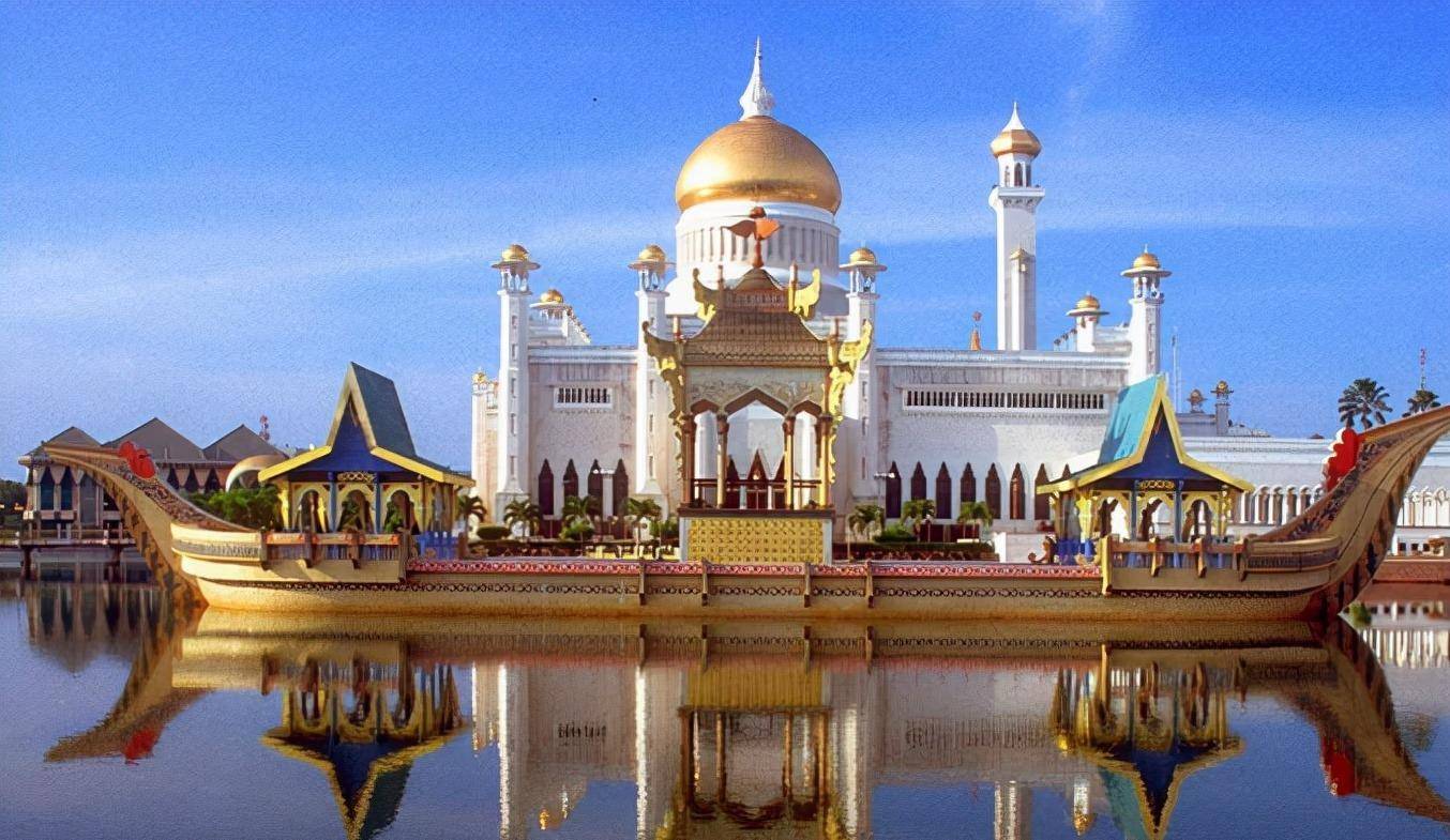 小国文莱到底多有钱?国王600多辆豪车,富得六亲不认,只认中国