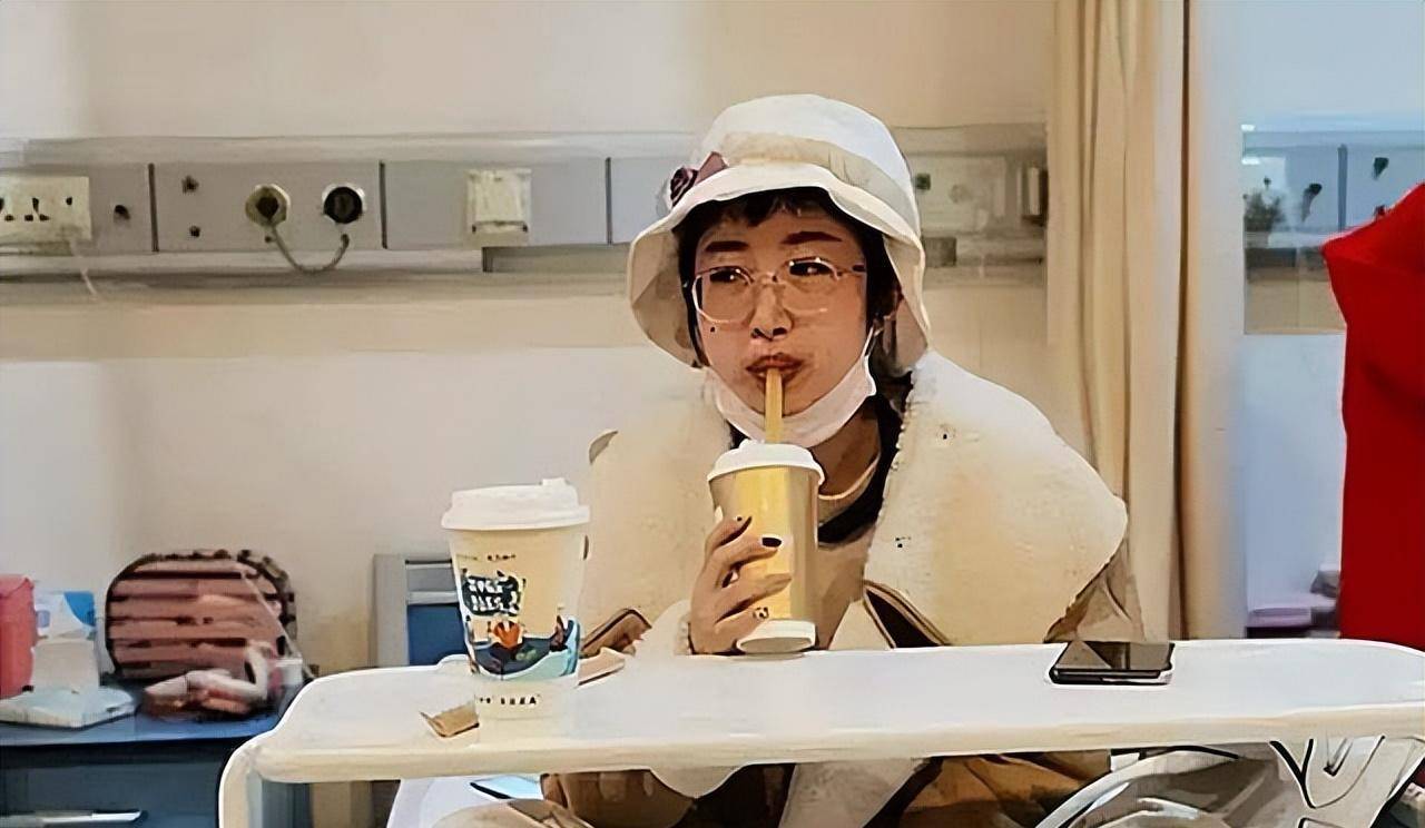 28岁名校金融女被查出癌症晚期,花4年硬核抗癌_柱子_老唐_斗争
