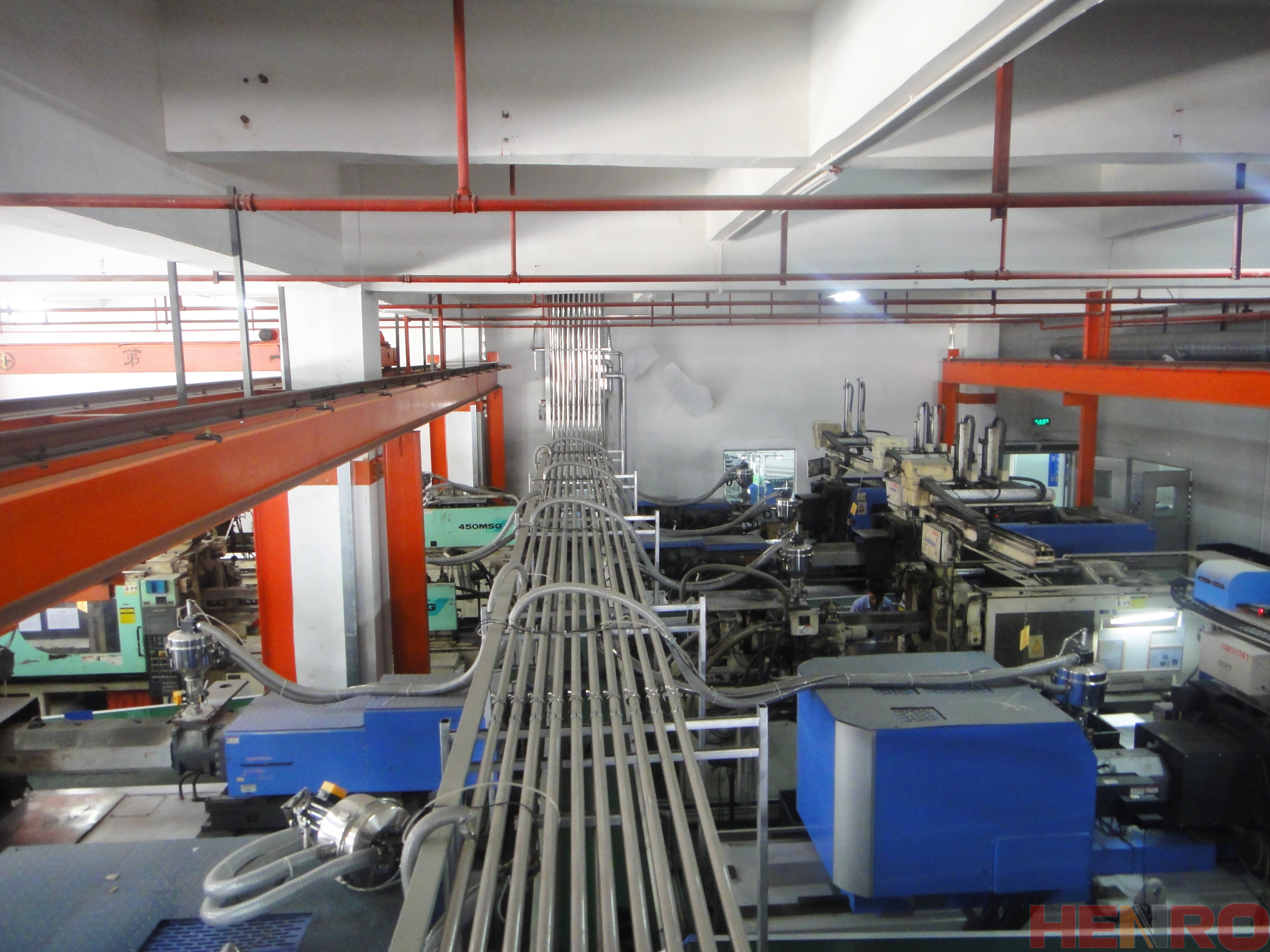 吹塑车间集中供料系统有什么好处_生产_原材料_效率