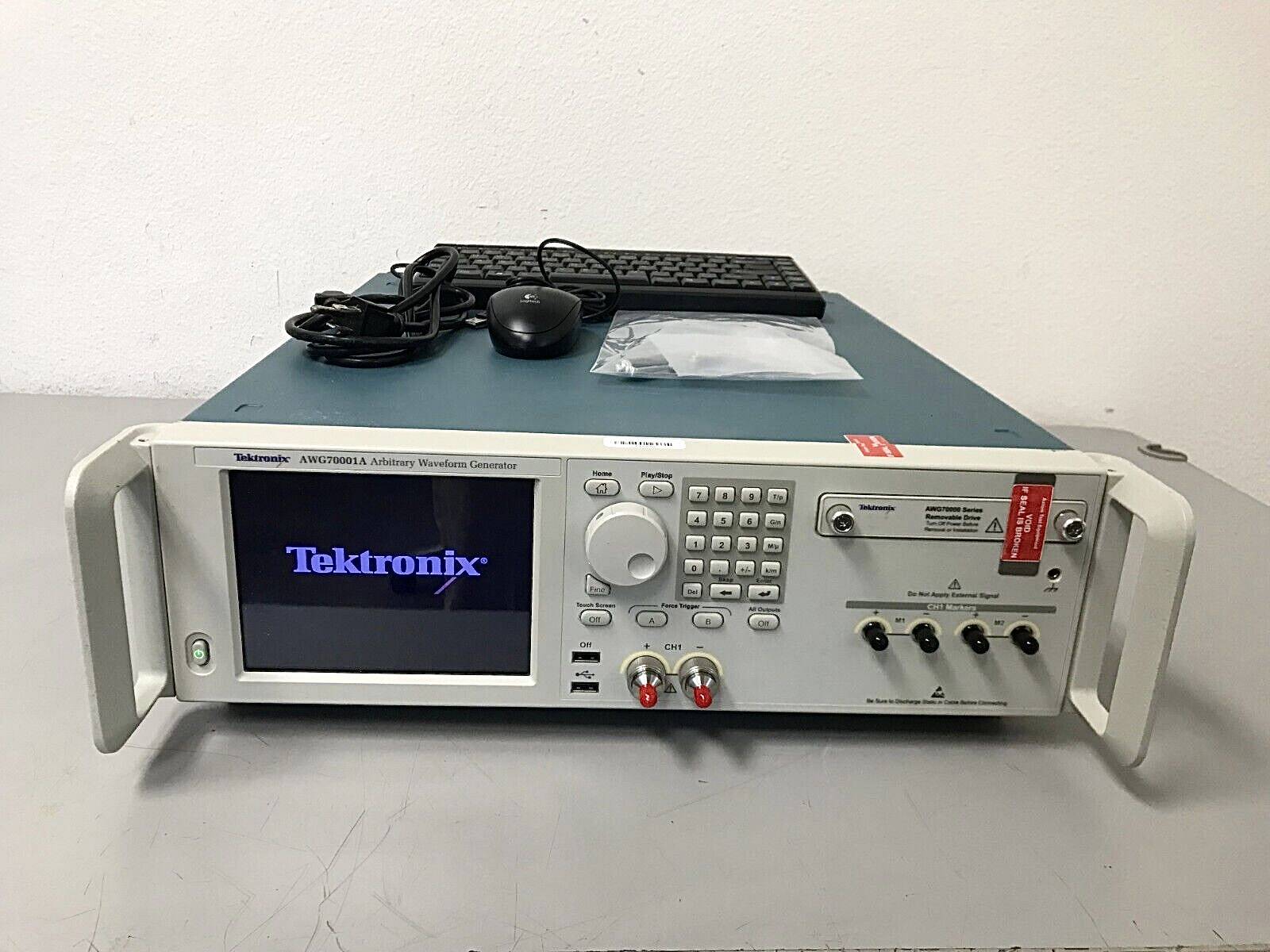 泰克tektronix awg70002a 任意波形发生器