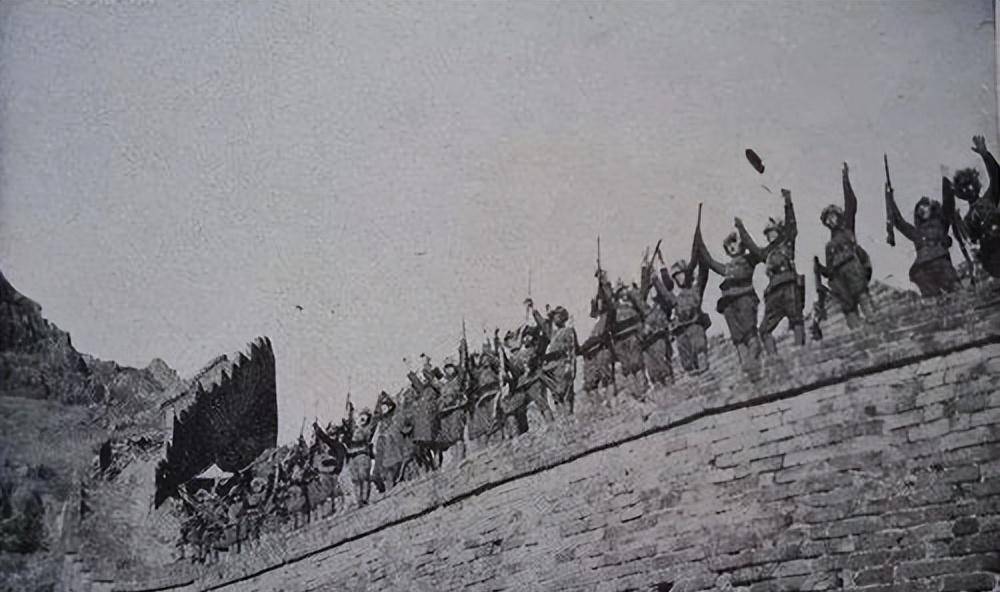 (长城抗战)就在这时,河北省委给张永兴下达了任务,让他到北满收集日军