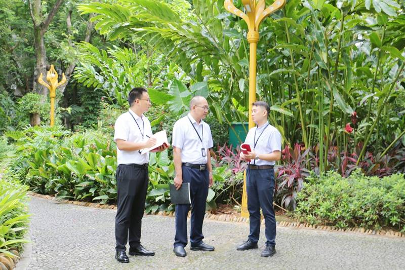 王妤琦 摄云南省西双版纳傣族自治州纪委常委,监委委员李海荣日前到抵