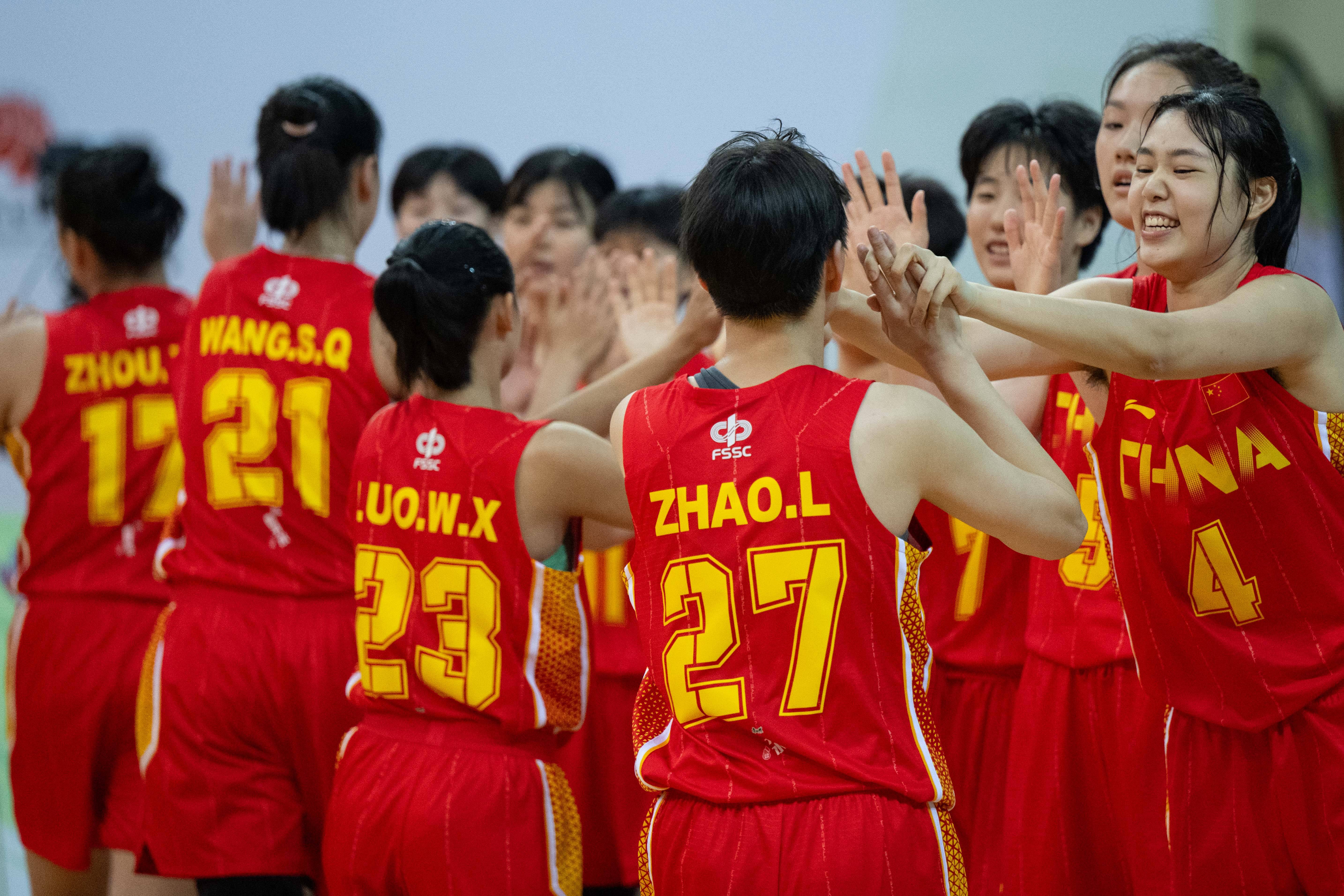 勇夺世界中学生锦标赛冠军 中国中学生女篮击败法国