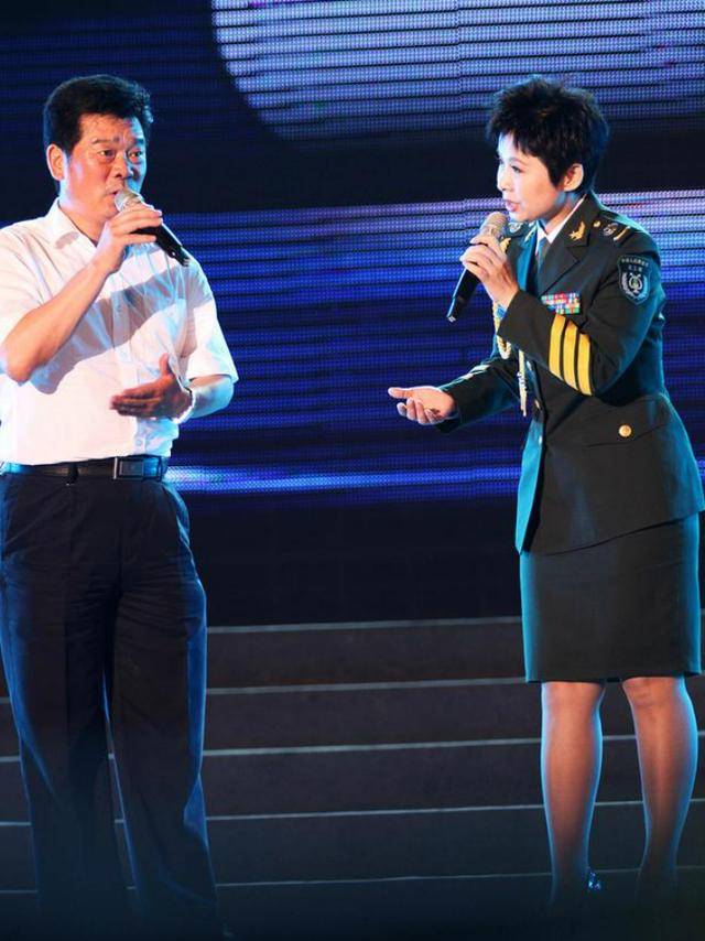 董文华当年与赖昌星的绯闻沸沸扬扬,为啥她丈夫却对她始终如一?