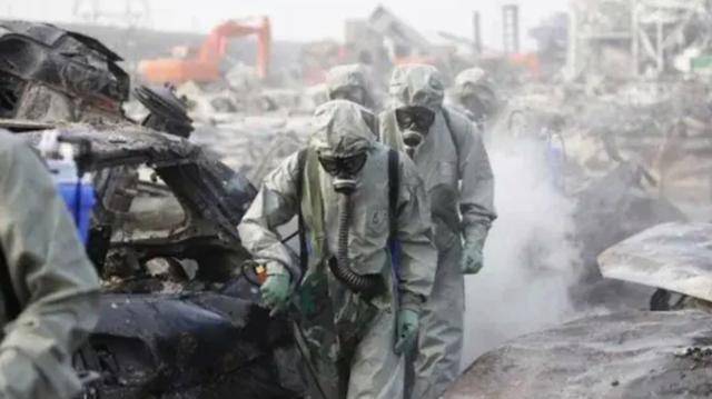 回顾8.12天津港大爆炸,只因奸商一句谎言,导致165名无辜人员遇难