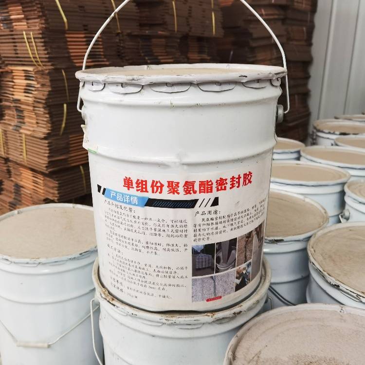 机场跑道伸缩缝专用聚氨酯自流平灌缝胶