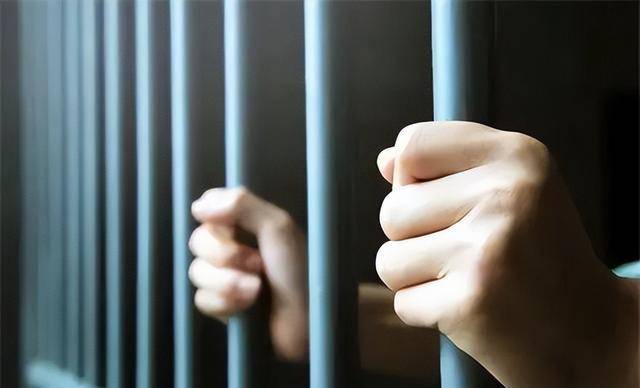 4年前,宜宾一处于醉酒状态的女士因走错按摩房,惨遭侵犯_房间_朋友