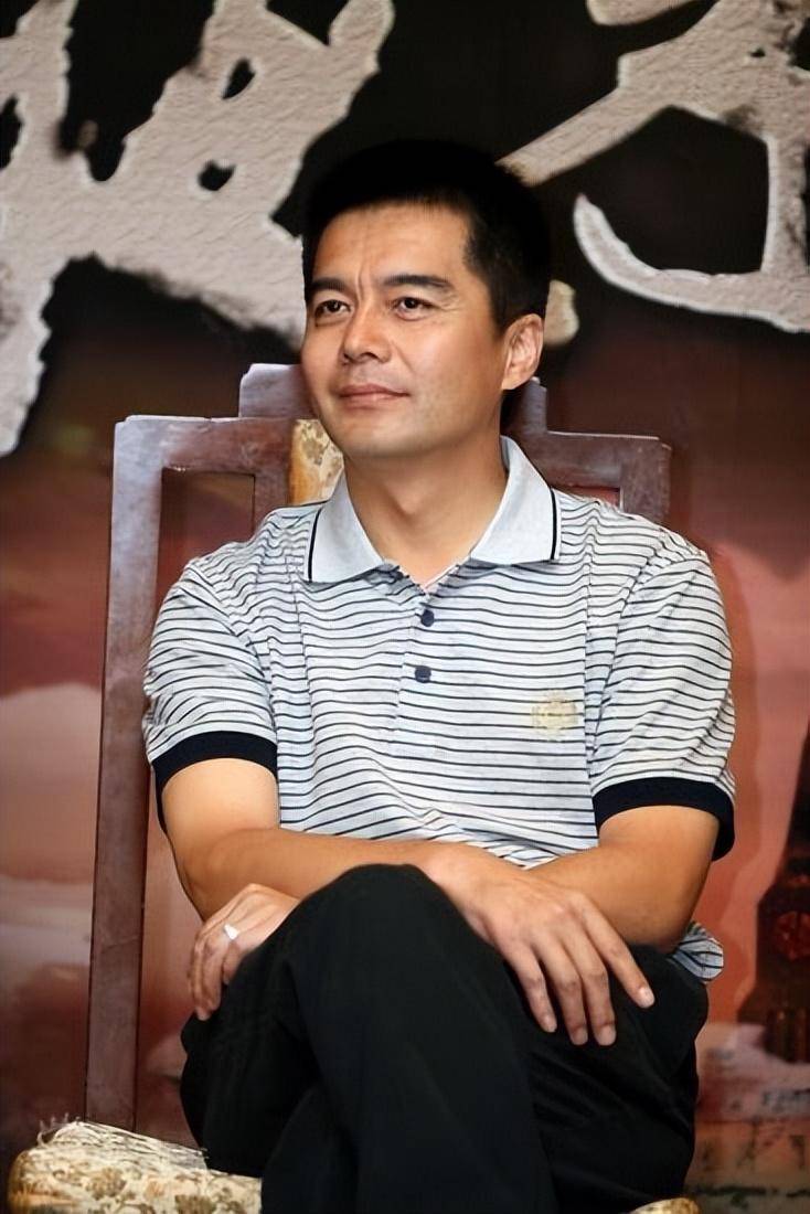 回顾许亚军:我结四次婚,并不是因为我花心,只是对婚姻负责任