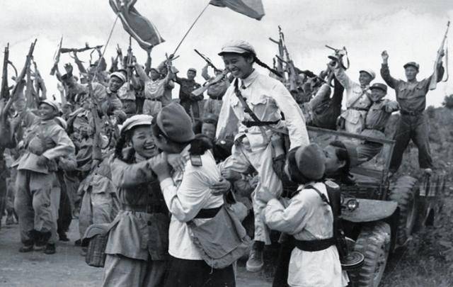 上甘岭战役胜利,蒋介石得知后:美国人也吃瘪了_美国的_进攻_联合国军