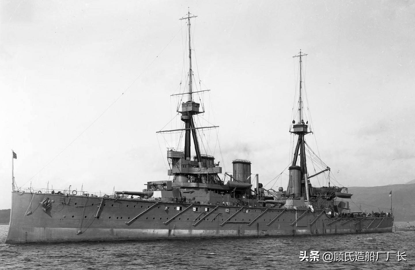 一海务大臣的第六个年头的1910年以"年事已高"的理由迫使他"光荣退休"