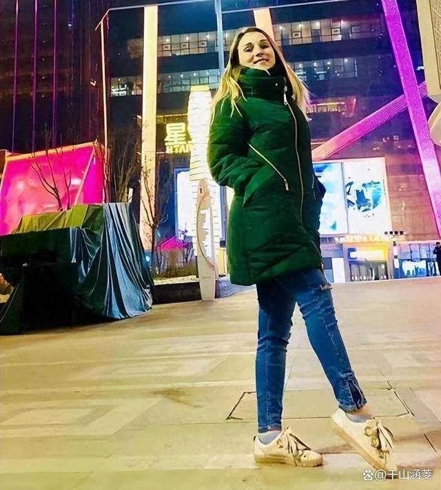 21年乌克兰体操冠军詹娜,嫁给河南36岁光棍,结婚时不要彩礼