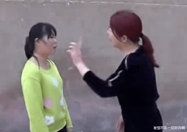 亲生儿子却不能养!寡妇妈妈被婆家人抢走孩子,还被大姑子扇耳光