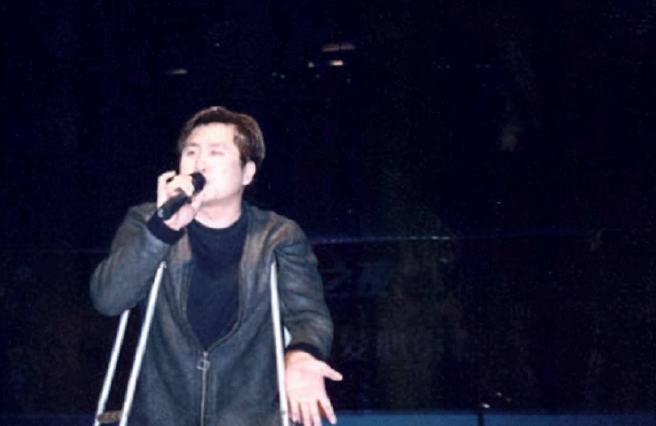 郑智化:拄拐的男孩儿为梦发声,失恋写遗书,后来成为金曲