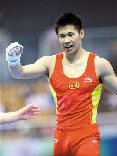 奥运冠军张成龙:出身普通却被富婆倒追,如今生活甜如蜜