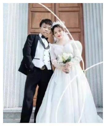 网红"外星人"陈山升级当爹,娇妻已怀孕,前女友却说他造孽