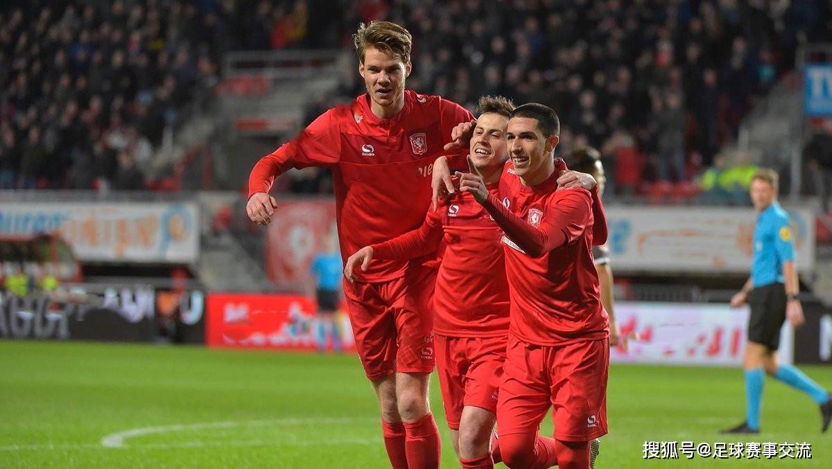 今日足球:雷根斯堡vs乌尔姆 马斯特里赫特vs坎布尔