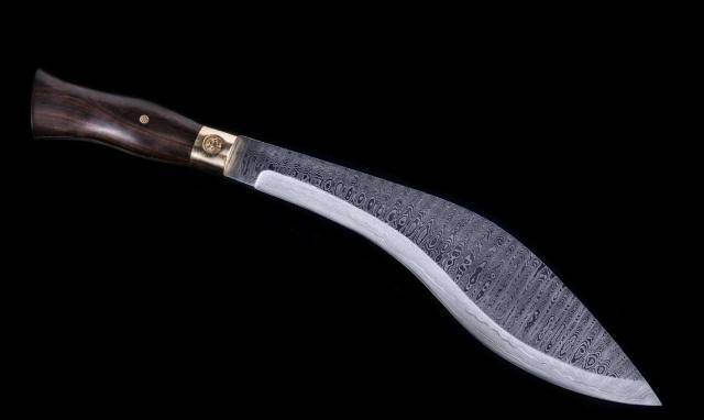 赫赫有名的尼泊尔弯刀:给英军造成大伤亡,士兵爱把名字刻在刀身