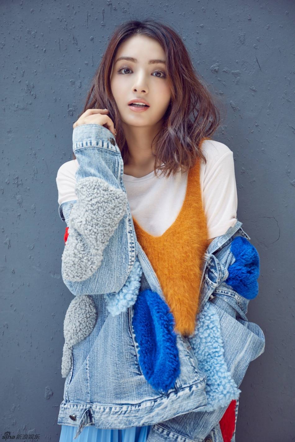 著名演员「麦迪娜」经纪公司