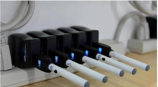 电子烟首富陈志平:初入职场被骗200万,创业十年身价640亿