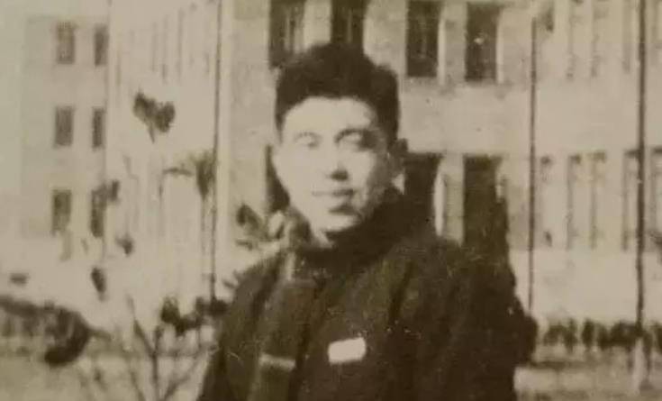 徐洪慈:曾一年越狱3次,第4次逃到蒙古国,娶小20多岁的漂亮护士