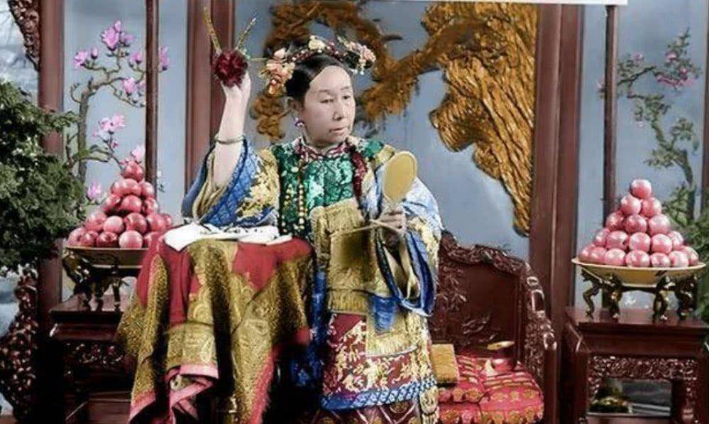 李莲英真实长相很丑,为何还受慈禧宠爱?他的三大绝活无人可替代