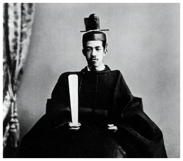 日本裕仁天皇逝世,中国被邀请出席葬礼,中方代表:正视历史