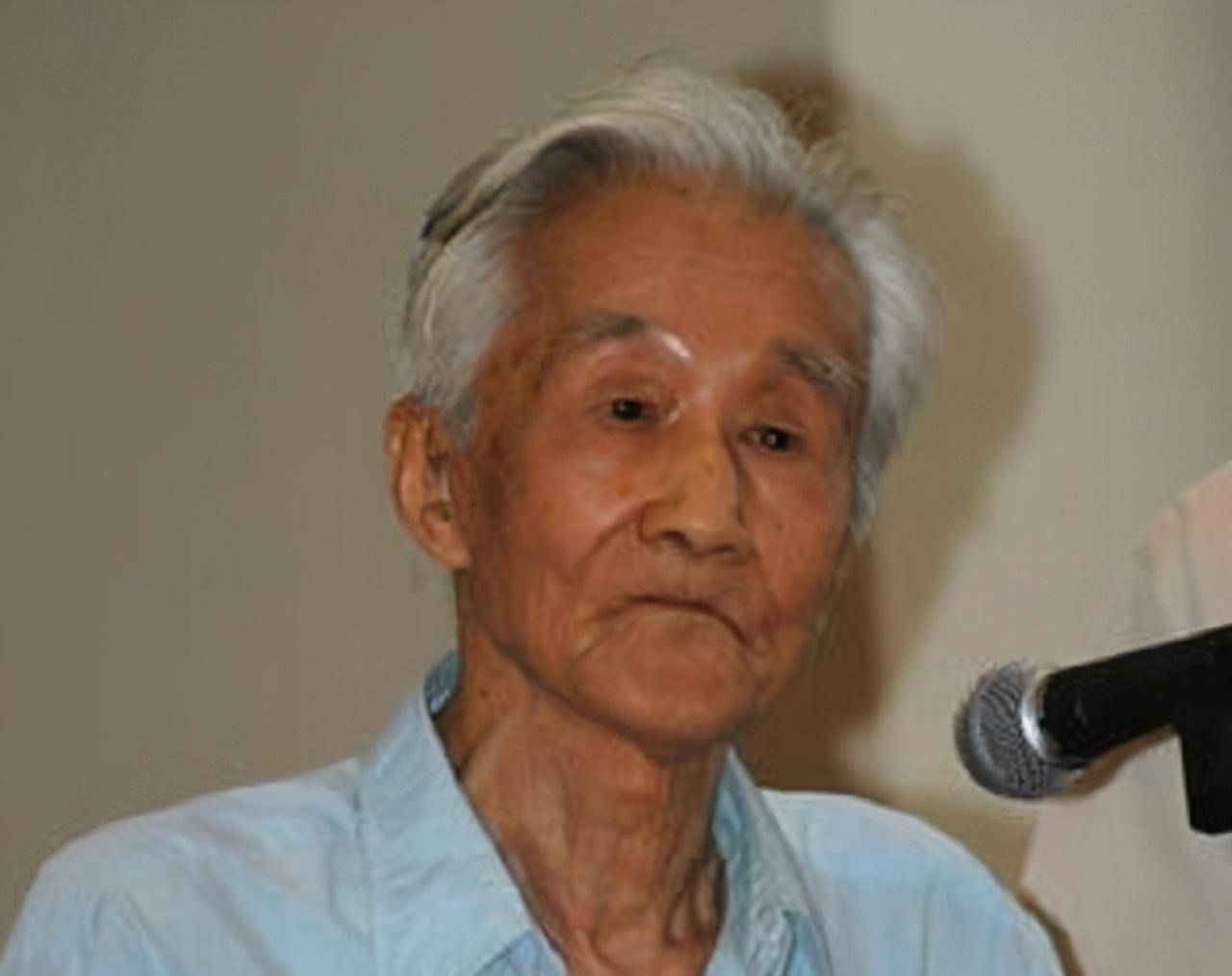 周汝昌:痴迷红学研究,编撰内容充为史料,晚年被骂骗子_连胡适_红楼梦