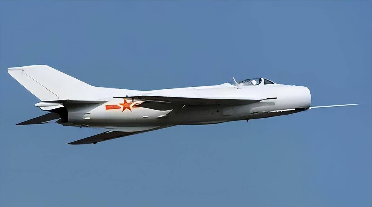 原创1988年农民深山救下歼6飞行员27年后患癌空军必须全力救治