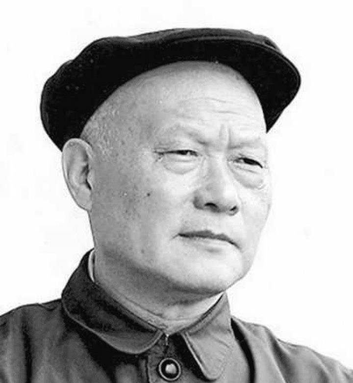 他曾任福建省委书记,1958年被撤职,如今逝世20余年却仍被称颂