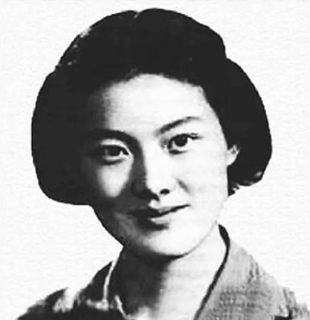 民国交际花谈雪卿:未婚先孕惨遭抛弃,生下一女儿家喻户晓