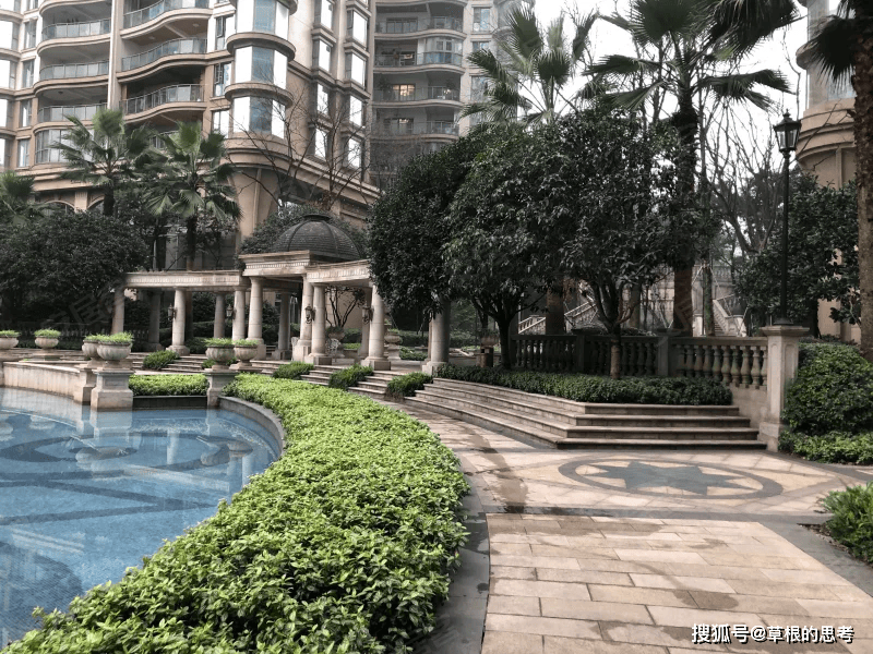 重庆棕榈泉事例剖析:物业,业主,社区间信任缺失原因(之一:背景研究)