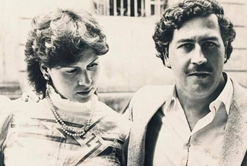 哥伦比亚毒枭巴勃罗:坐拥4万私人军队,自盖豪华监狱坐牢_埃斯科瓦尔