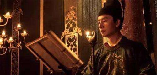 18岁少年喜欢上嫂嫂,暗中跟哥哥争夺,挑明后哥哥被迫只能放弃