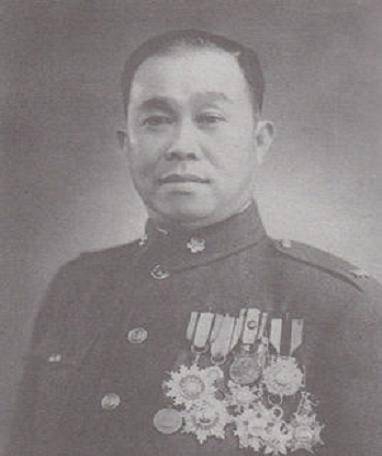 1949年1月,陈长捷兵败被俘虏,手下3个军长是什么结局?